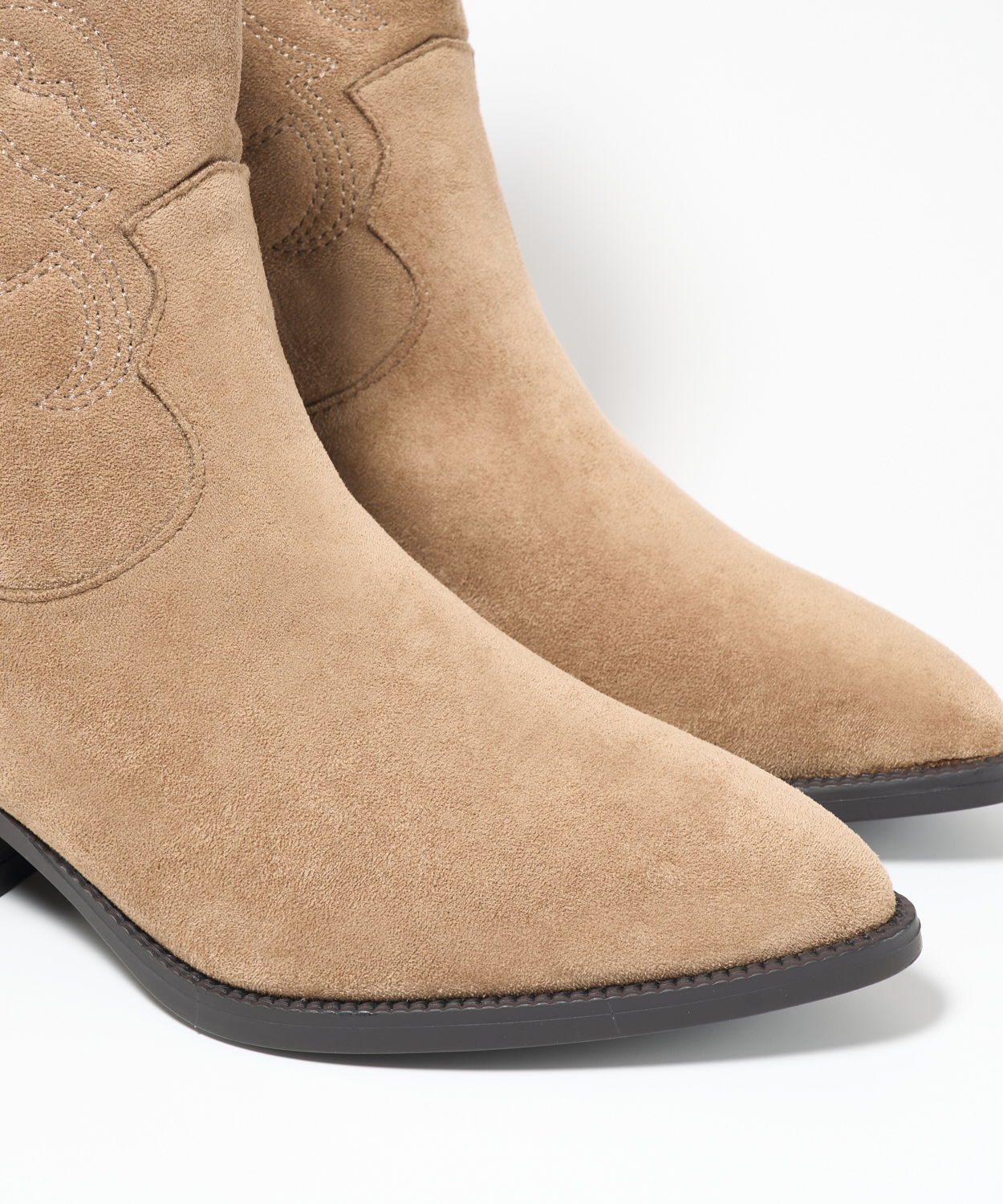 Botins cowboy image number null